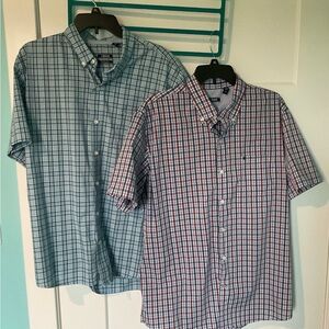 2- IZOD Plaid Men’s Short Sleeve Shirts Great Condition Both XL